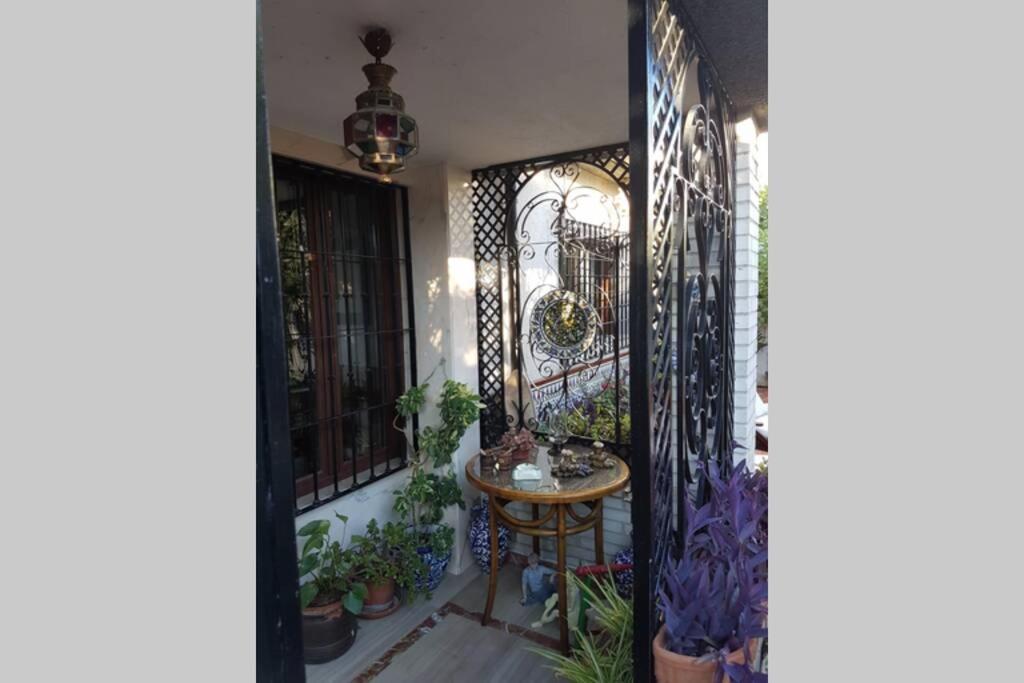 Casa En Granada Con Hermoso Jardin, Parking Calle 외부 사진